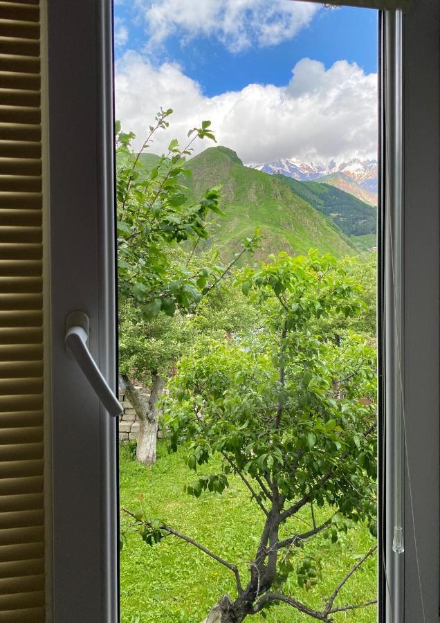 Dato Khetaguri Apartment Kazbegi Exterior foto